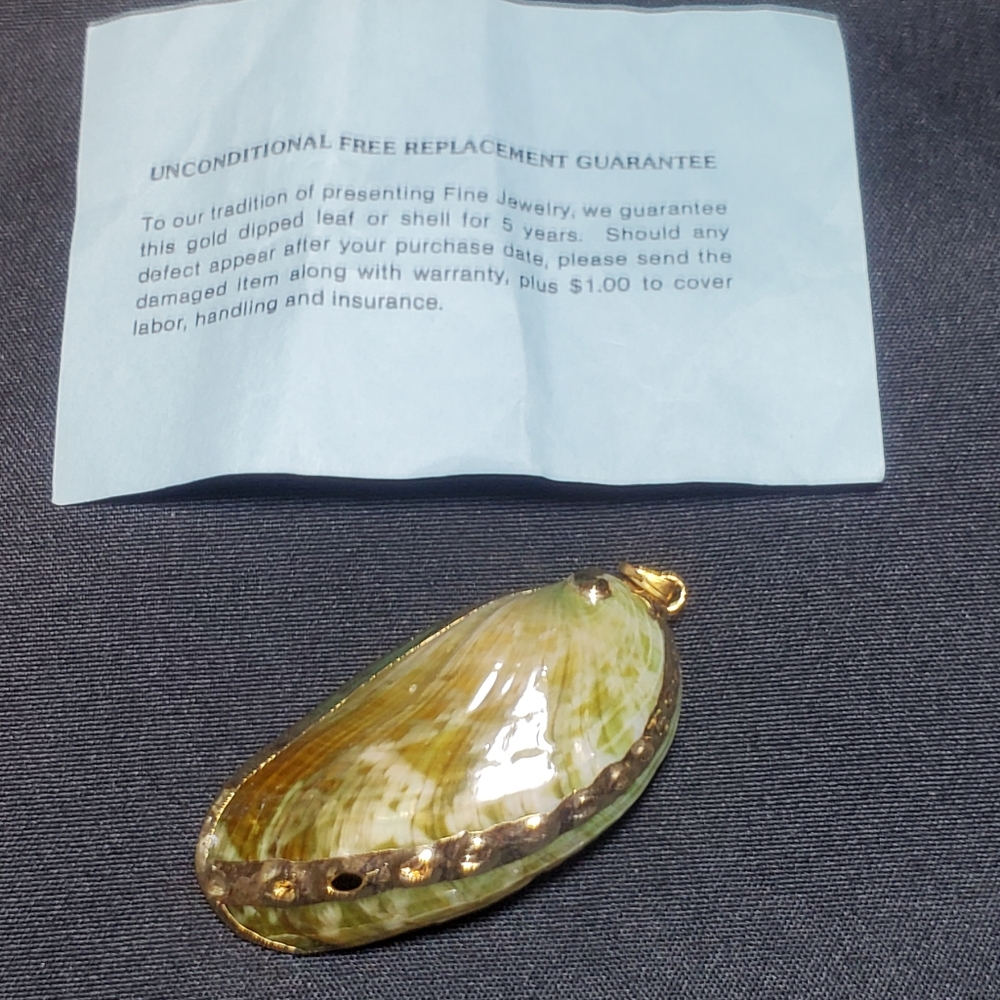 Vintage Larry Parker Gold Dipped Shell Pendant - image 2